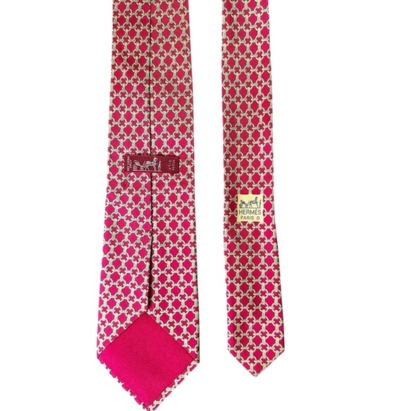 Authentic HERMES 100% Silk Berry Red & Gold Buoy Chain Neck Tie - Picture 4 of 5